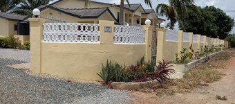 Lord's Hands Guest House Hotel