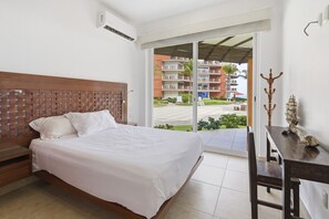 2 bedrooms
