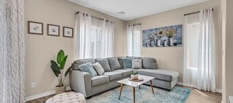 New 4bdr scenic view w/ BBQ