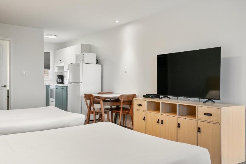 Cozy 2 Beds Apartment -25 Min To Blue Mountain, 3 Min Walk To Beach - 온타리오