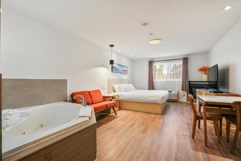 Työpöytä, ilmainen Wi-Fi, vuodevaatteet