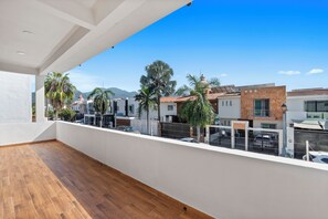 Property grounds - Marvelous 4-bedroom villa with Private Pool (Puerto Vallarta)