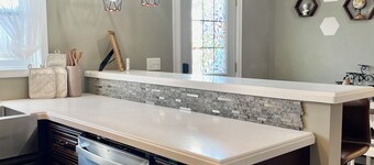 3 bedroom main level home in Garden City!