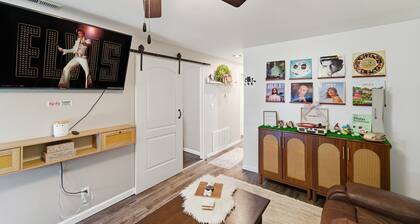3 bedroom main level home in Garden City!