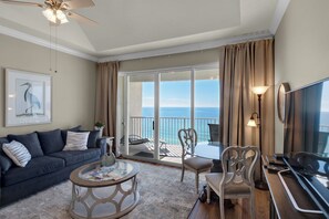 TV - Penthouse Perfection, Stunning Ocean Views from every room W/Free Beach Chairs (Panama City Beach)