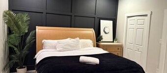 Spacious 3-bedroom condo in Cincinnati with Parking