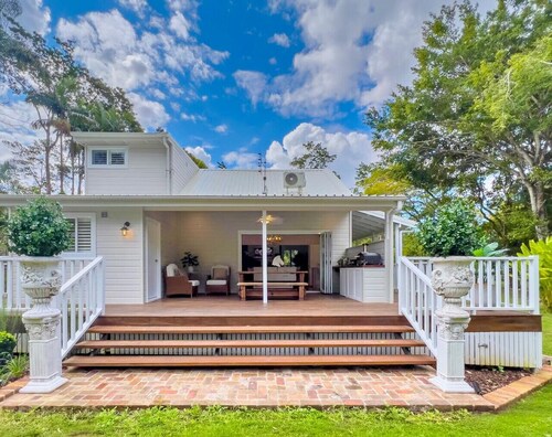Tallebudgera Valley Escape