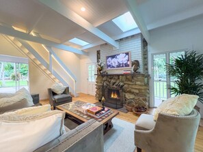 TV - Tallebudgera Valley Escape (Tallebudgera Valley)