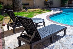 Pool - 2B house w/pool, BBQ Near Chinatown (Las Vegas)
