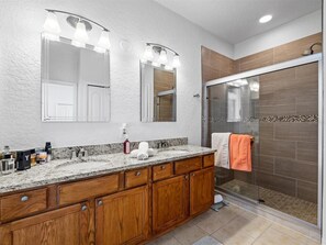 Shower, towels, soap - Cozy 4 bedroom home with pool (Davenport)