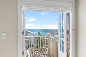 Interior - June rate savings - Rosemary Beach Cottage, Fabulous Gulf Views, next to beach and on Boardwalk F (Rosemary Beach)