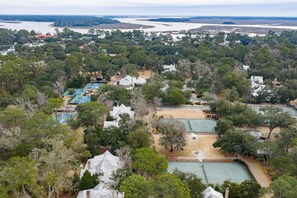 Sports court - Close to Wilson Village + Walk to Tennis & Pickleball (Bluffton)