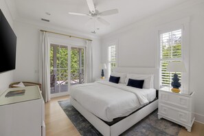 5 bedrooms, desk, iron/ironing board, free WiFi - Screened Porch, Bunk Room & Close to Moreland Amenities (Bluffton)