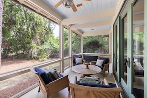 Terrace/patio - Central location near Wilson Village, Wraparound porch w/views of the Golf Course (Bluffton)