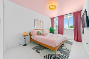 1 chambre, fer et planche à repasser, lit parapluie, Wi-Fi gratuit