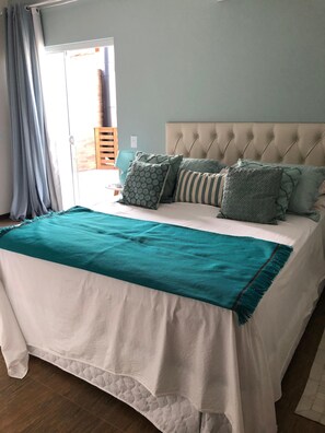 5 bedrooms, iron/ironing board, WiFi, bed sheets - Mansion across the beach from Pinheira - Praia de Baixo (Palhoça)