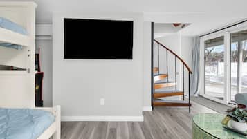 4 habitaciones, tabla de planchar con plancha y wifi gratis