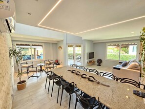 Basic Chalet | Bahagian dalam