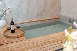 基础客房, 1 间卧室 (Room 2 – Private Suite with Jacuzzi) | 1 多间卧室、免费 WiFi