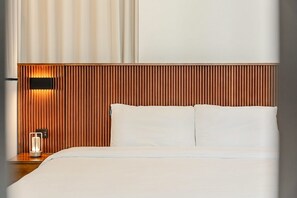 ベーシック ルーム 1 ベッドルーム (Room 2 – Private Suite with Jacuzzi) | 1 室のベッドルーム、WiFi (無料)