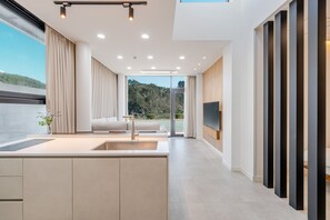 1 室のベッドルーム、WiFi (無料)