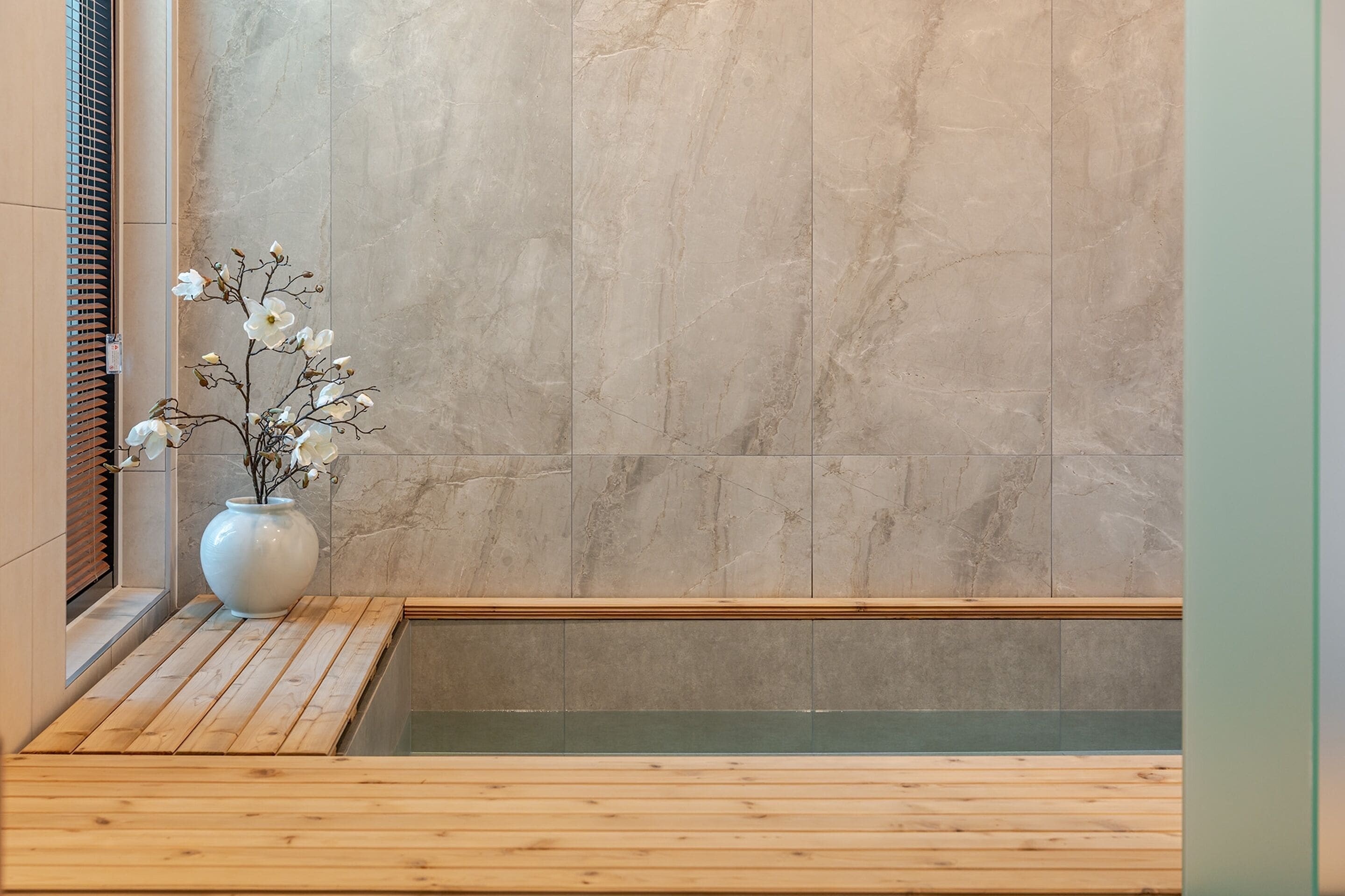 베이직룸, 침실 1개 (Room 1 – Private Suite with Jacuzzi) | 1 개의 침실, 무료 WiFi