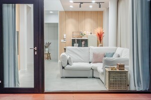 基础客房, 1 间卧室 (Room 1 – Private Suite with Jacuzzi) | 1 多间卧室、免费 WiFi