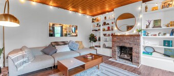 Cozy PEC Retreat w/ Private Hot Tub - Peaceful Winter & Spring Stay