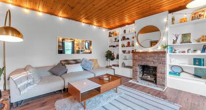 Cozy PEC Retreat w/ Private Hot Tub - Peaceful Winter & Spring Stay