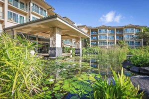 Property grounds - Waipouli 2BR Beach Resort Kauai OF (Kapaa)