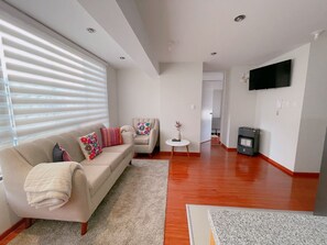 Living area - Cozy 2-bedroom apartment in Cusco, near the city center. (Cusco)