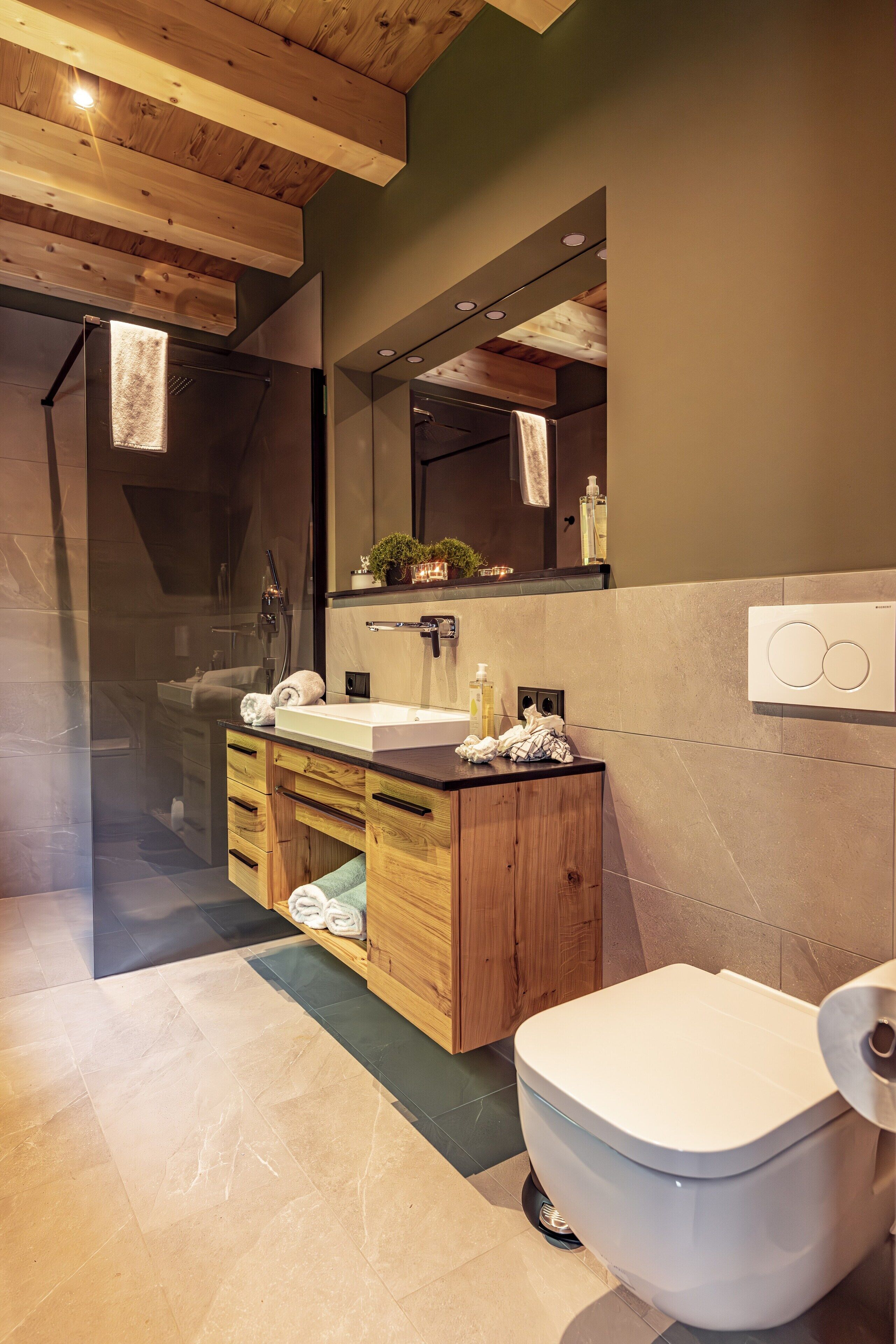 Chalet | Badezimmer | Handtücher