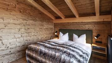 Chalet | 3 bedrooms, individually furnished