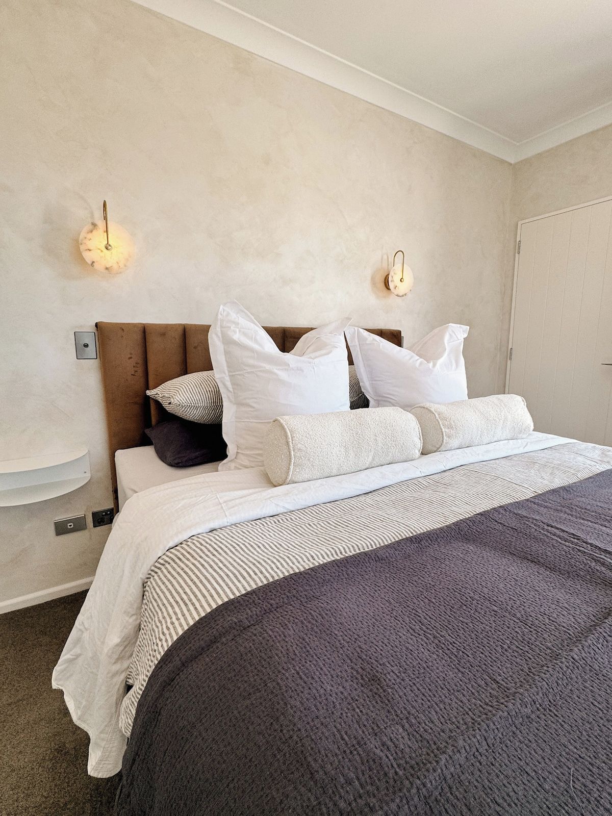 5 Schlafzimmer, Bügeleisen/Bügelbrett, WLAN, Bettwäsche