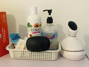 Shower, bidet, towels, soap
