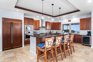 Fridge, microwave, oven, stovetop - 🏖️30-Day Rental Ocean View Kona Home w/ Hot Tub (Kailua Kona)