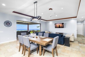 Interior - 🏖️30-Day Rental Ocean View Kona Home w/ Hot Tub (Kailua Kona)
