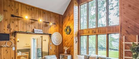 Télévision, cheminée