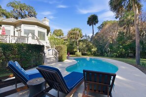 Pool - Beautiful Palmetto Dunes home with bikes, pool, hot tub. (Hilton Head Island)