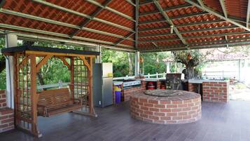 Enceinte de lâhĂ©bergement