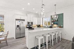 Fridge, microwave, oven, stovetop - Steps to White Sand Beach ~ Private Heated Pool & Hot Tub ~ Sleeps 17 (Miramar Beach)