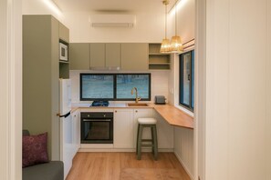 House, 1 Bedroom | Private kitchen - The Glan Devon Tiny Retreat (Glan Devon)