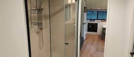 House, 1 Bedroom | Bathroom