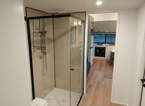 House, 1 Bedroom | Bathroom - The Glan Devon Tiny Retreat (Glan Devon)