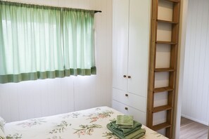 House, 1 Bedroom | Free WiFi - The Glan Devon Tiny Retreat (Glan Devon)