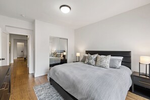 Iron/ironing board, WiFi, bed sheets - Stockton #5 Corporate 2BR Furnished (San Francisco)