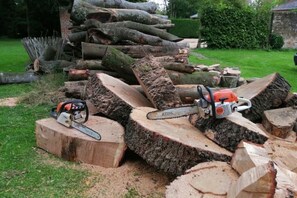 المنطقة المحيطة بالمنشأة