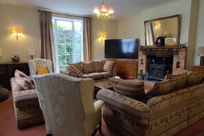 Living area - Four Ensuite bedroom - Cheesehouse (Salisbury)