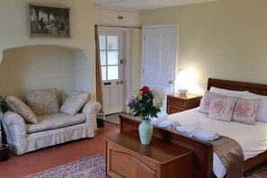 مكواة/لوح كي وواي فاي وملاءات أسرّة