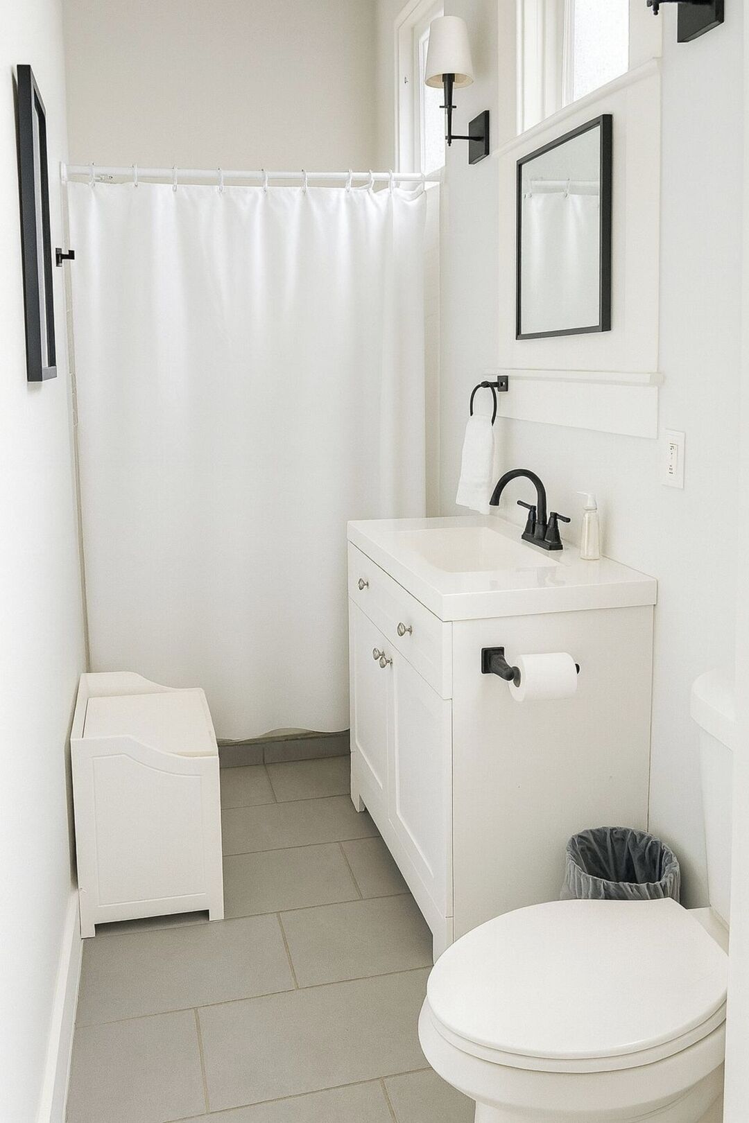 Hårtørrer, håndklæder, Sæbe, Toiletpapir